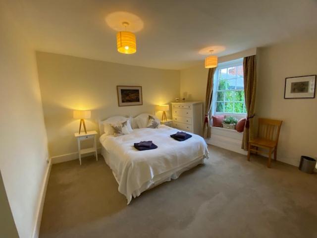 Stunning 3 Bedroom 3 Bath Self Catering Cottage Nr Stonehenge, Longleat, Avebury And Bath - Great Local Village Pub Pewsey Экстерьер фото